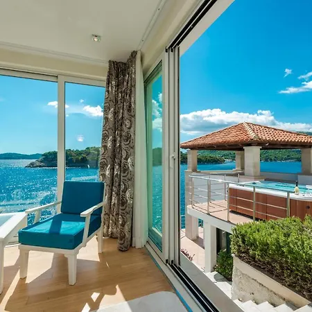 别墅 K Dubrovnik - Five Bedroom With Private Sea Access 扎通