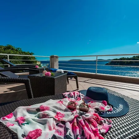 K Dubrovnik - Five Bedroom With Private Sea Access 别墅 *