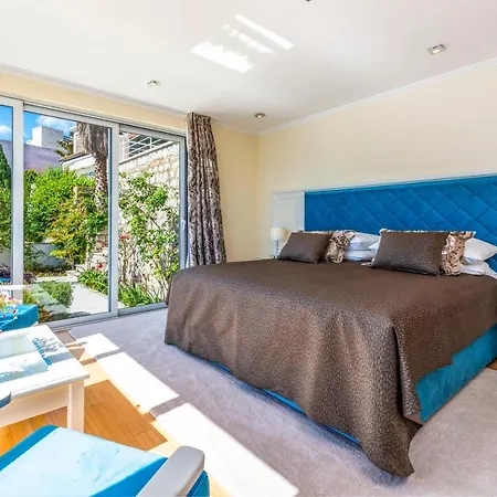 K Dubrovnik - Five Bedroom With Private Sea Access *
