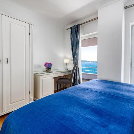 K Dubrovnik - Five Bedroom With Private Sea Access Вилла Затон