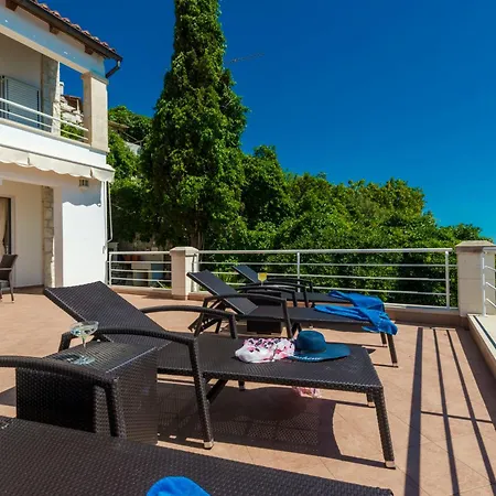K Dubrovnik - Five Bedroom With Private Sea Access Вилла *
